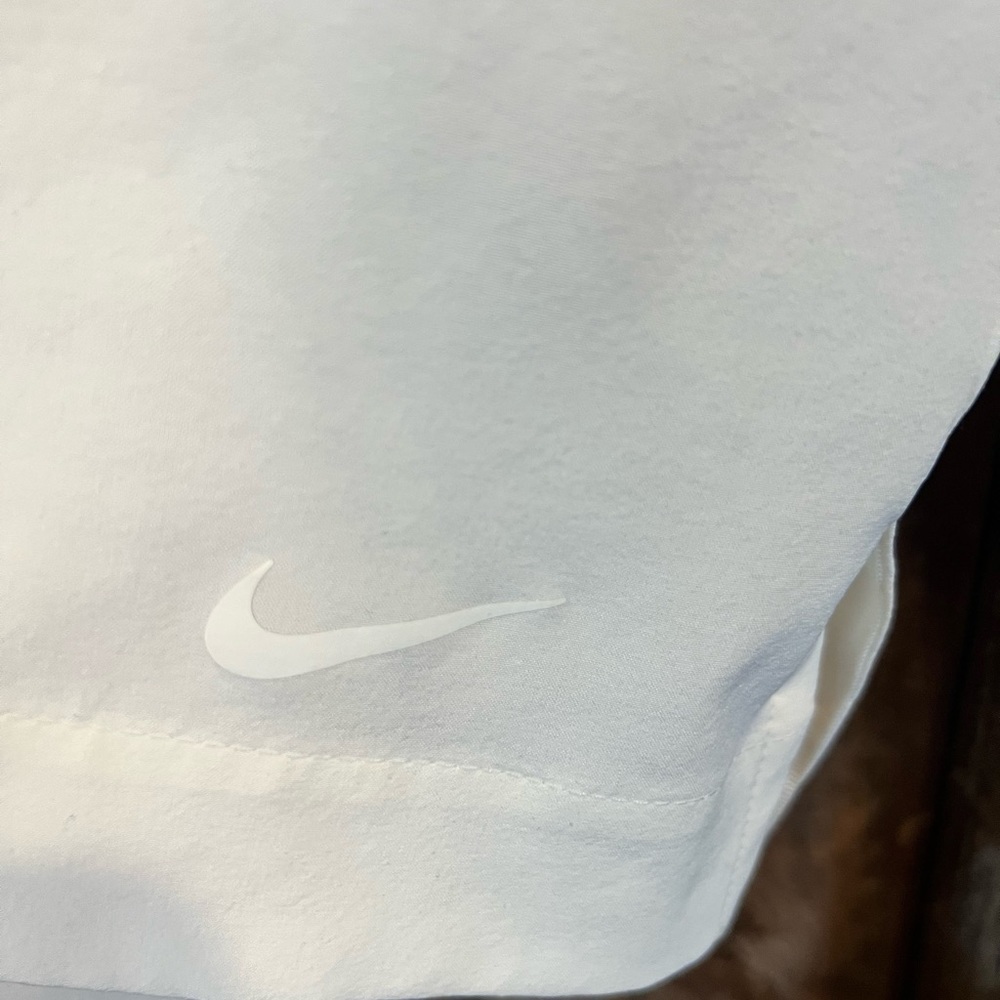 NIKE-Dry Fit Women’s Sleeveless Collard Golf Shirt - Picture 4 of 5
